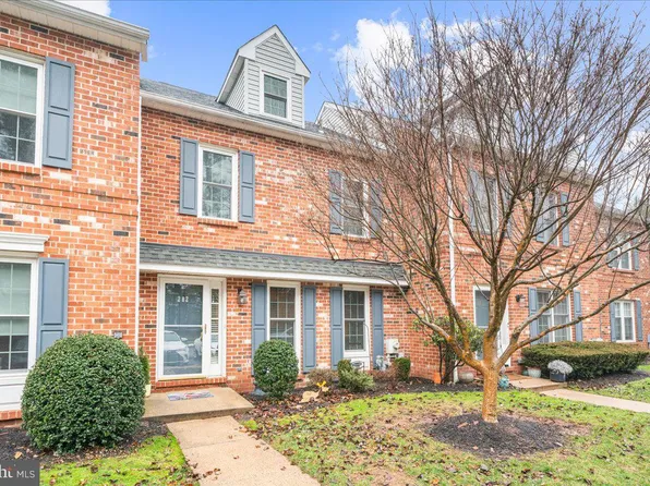 282 Liberty Ct #37, Collegeville, PA 19426