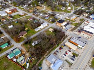 1 W Ross, Locust Grove, OK 74352