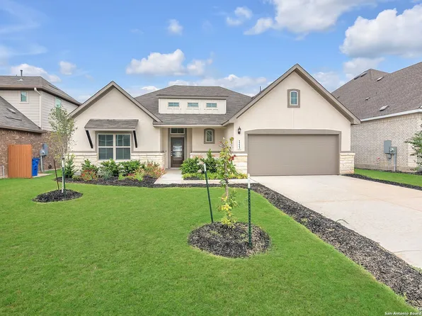2223 Meadow Way, New Braunfels, TX 78132
