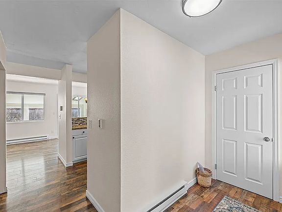 5th image of 133 Woodchuck Ct