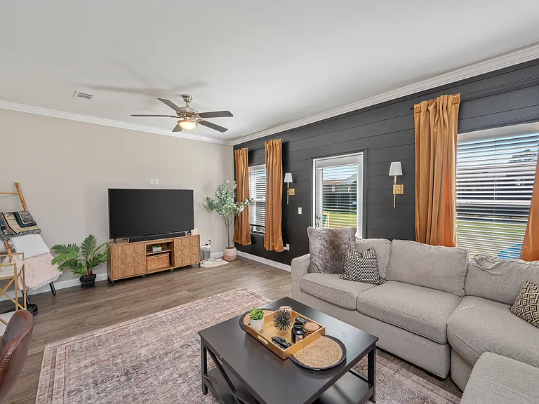 1802 Stable Ln #B2 — Photo 19