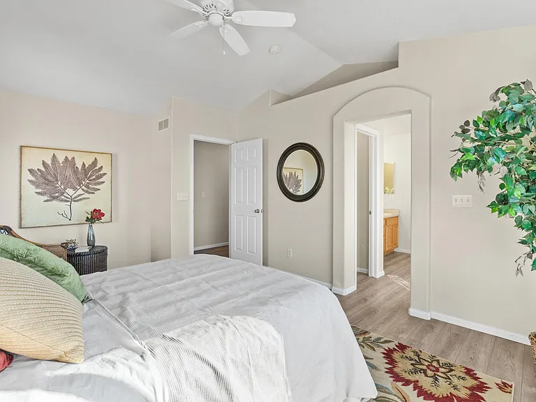 1657 Falcon Ridge Dr — Photo 20