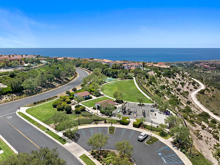 150 Sidney Bay Dr — Photo 41