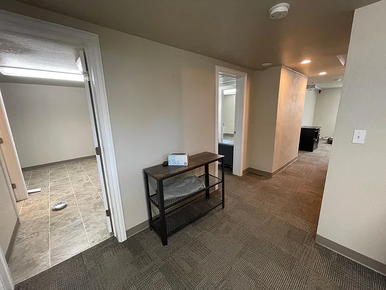 1225 N Main St — Photo 26