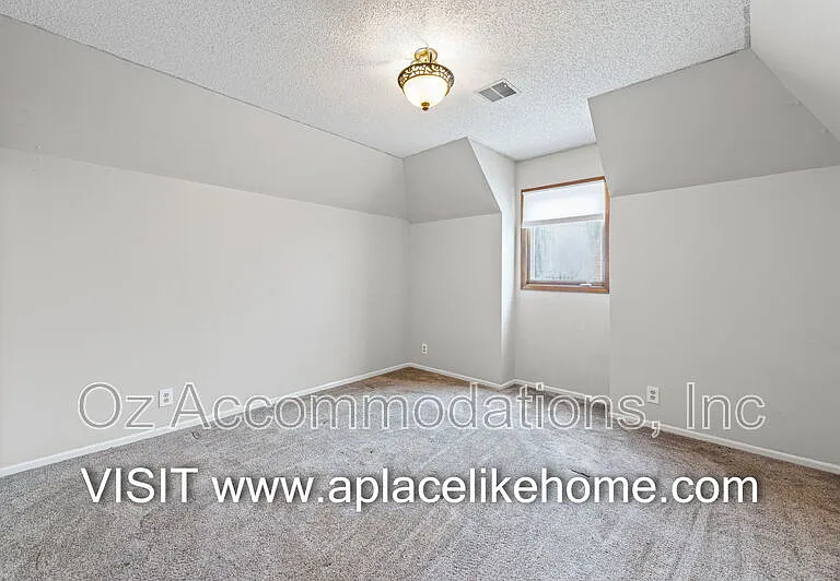 10508 Reeder St — Photo 20