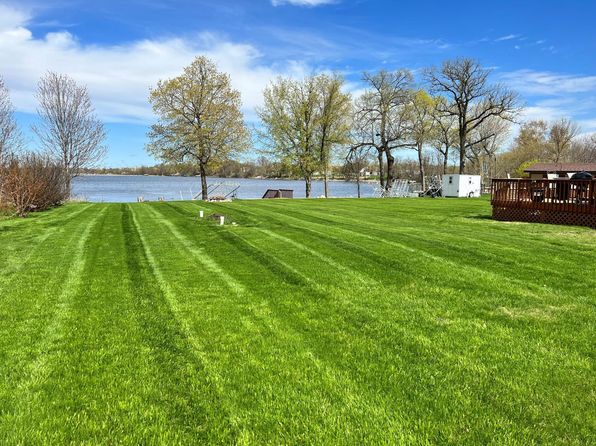 32415 Starland Shore Dr, Dent, MN 56528