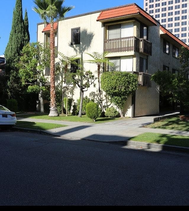 1st image of 521 N Louise St APT 202