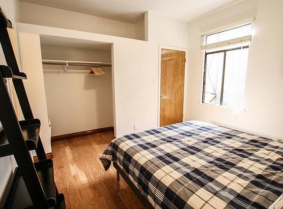 4th image of 2191 Mission St APT 305