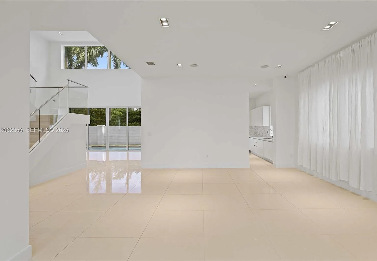 Doral Commons Residential — Photo 4