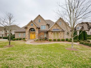 512 Bay Point Dr, Gallatin, TN 37066