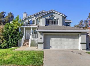 9458 Village Tree Dr, Elk Grove, CA 95758