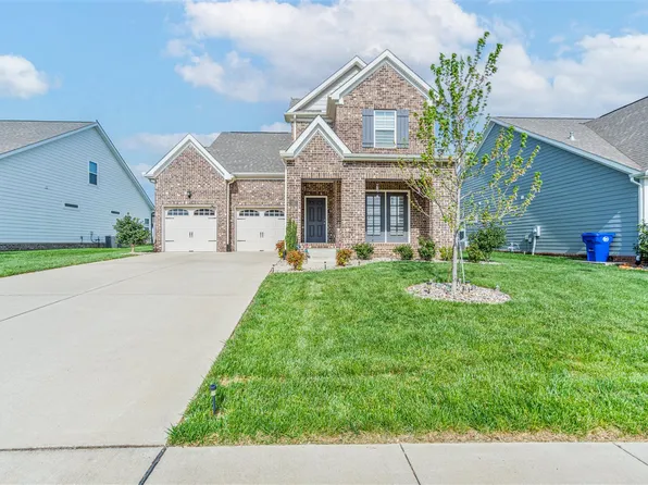 723 Denver Ln, Bowling Green, KY 42103