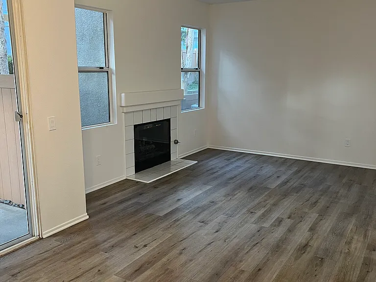 128 California Ct #128 — Photo 13