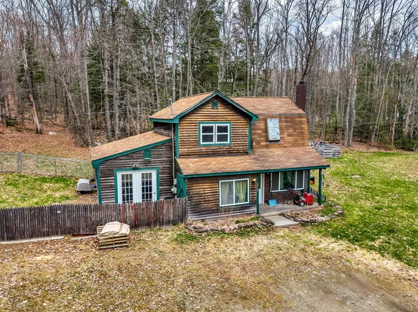 1717 Canaan Road, Hartland, ME 04943