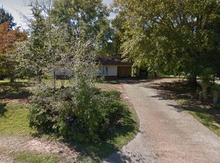 1580 Crestwood Dr, Toccoa, GA 30577