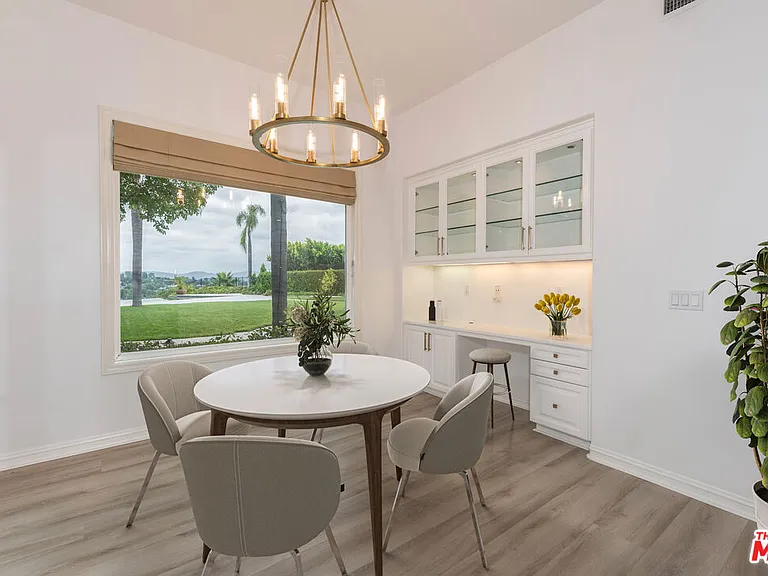 3791 Winford Dr — Photo 12