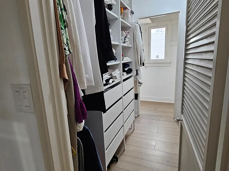 810 N Curson Ave — Photo 12