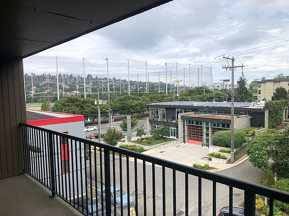 4th image of 2655 14th Ave W APT 307