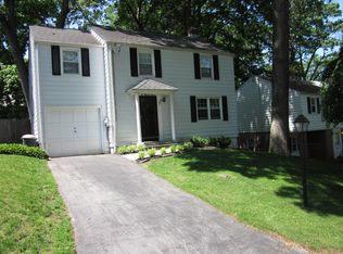 107 Laurel Ln, Wilmington, DE 19804