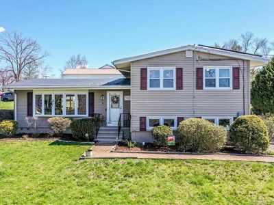 2 Pleasant Rise Cir, Brookfield, CT, 06804