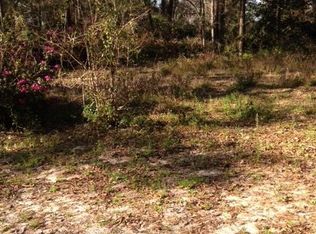 502 Ann St, Woodbine, GA 31569
