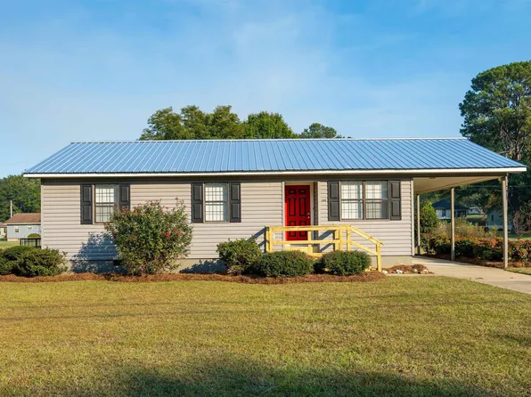 300 Smith Ave, Sylacauga, AL 35150