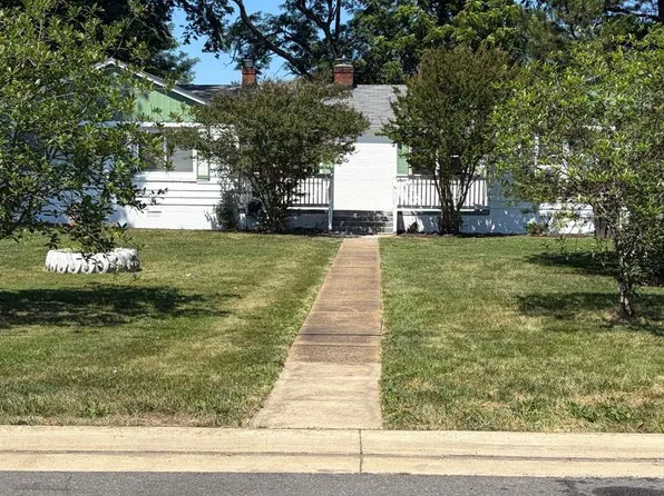 107 Washington St NE, Leesburg, VA 20176
