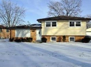 1039 Florence St, Lemont, IL 60439