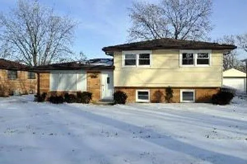 1039 Florence St photo 1