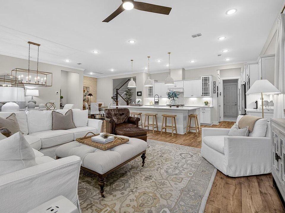 1st image of 581 Marsh Cove Cir