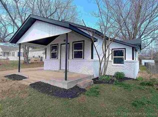 1224 E Broadway St, Cushing, OK 74023
