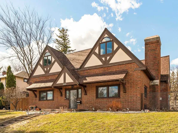 2045 E 8th St, Duluth, MN 55812