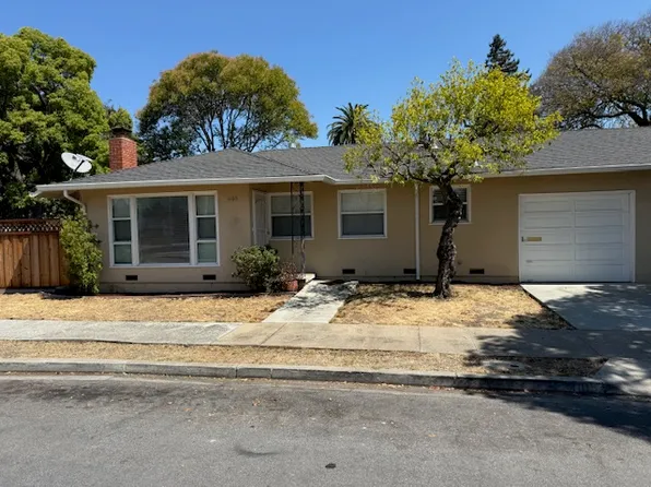 1105 Johnson St, Redwood City, CA 94061