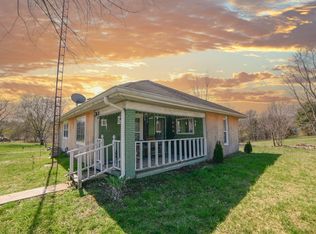 1118 Vinegar Hill Rd, Bedford, IN 47421