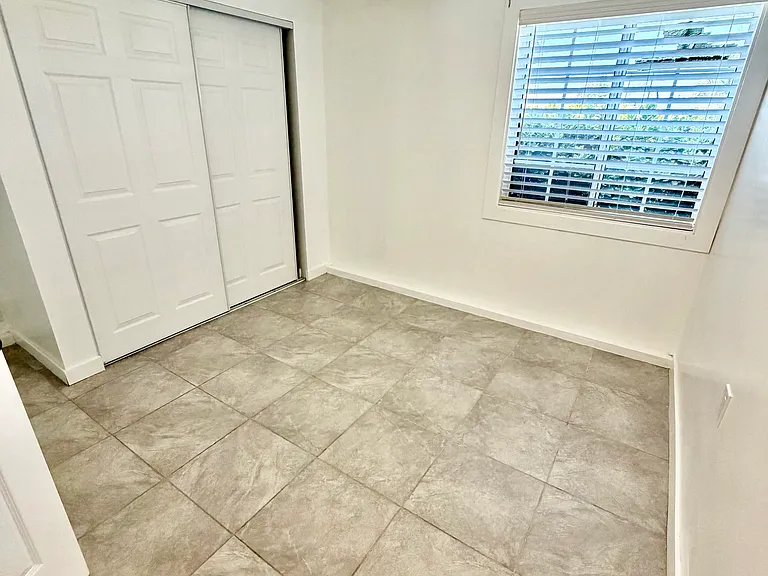 1428 Vanderwell Ave — Photo 8