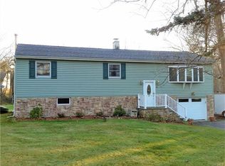 25 Parker Dr, Mahopac, NY