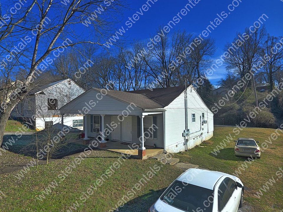 1st image of 725 Elder St APT B