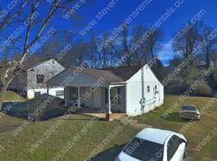 725 Elder St APT B, Clarksville, TN 37040
