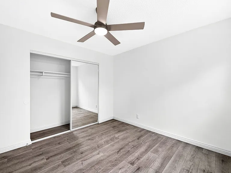 1431 Obispo Avenue — Photo 15