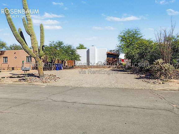 2nd image of 1143 E 12th St