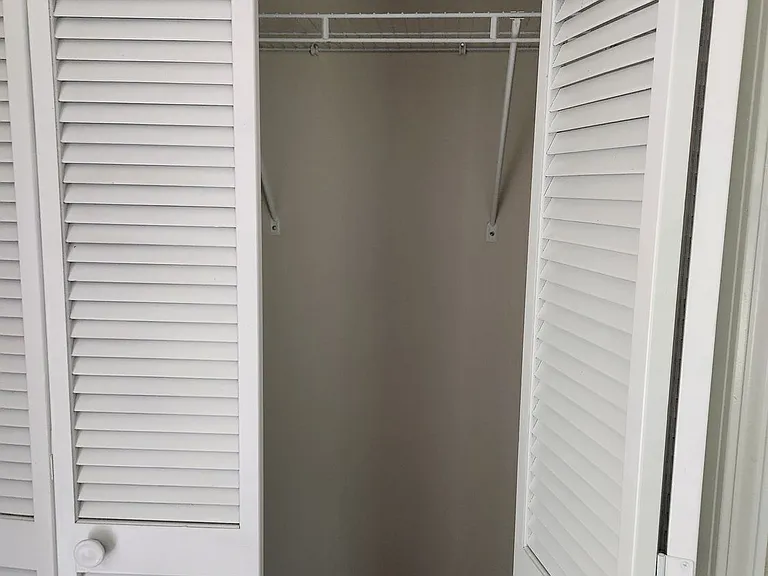 130 Sandy Dr — Photo 18