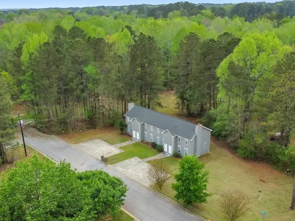 8537 Pineland Dr, Jonesboro, GA 30238