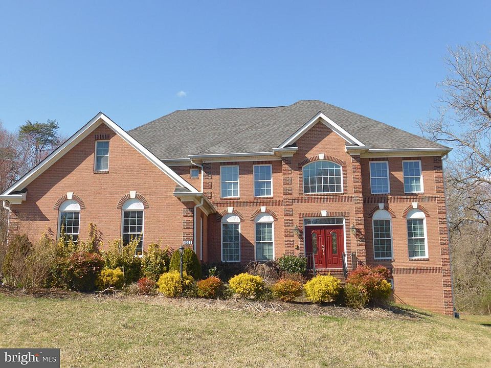 1st image of 2410 Sherwood Hall Ln