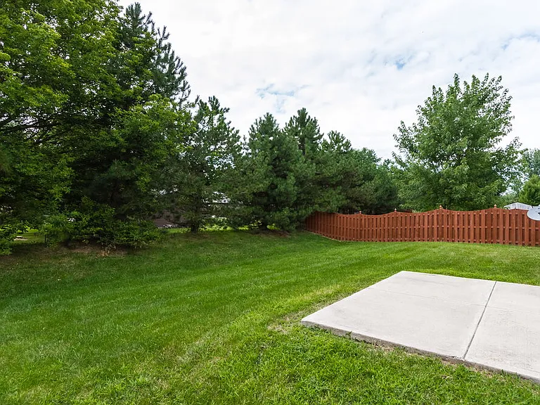 1051 Pine Ridge Way — Photo 15