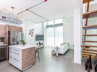 690 SW 1st Ct #Penthouse I17, Miami, FL 33130