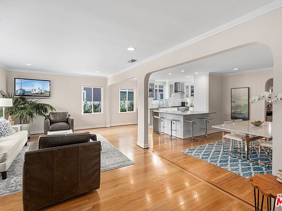 4th image of 8401 Winsford Ave