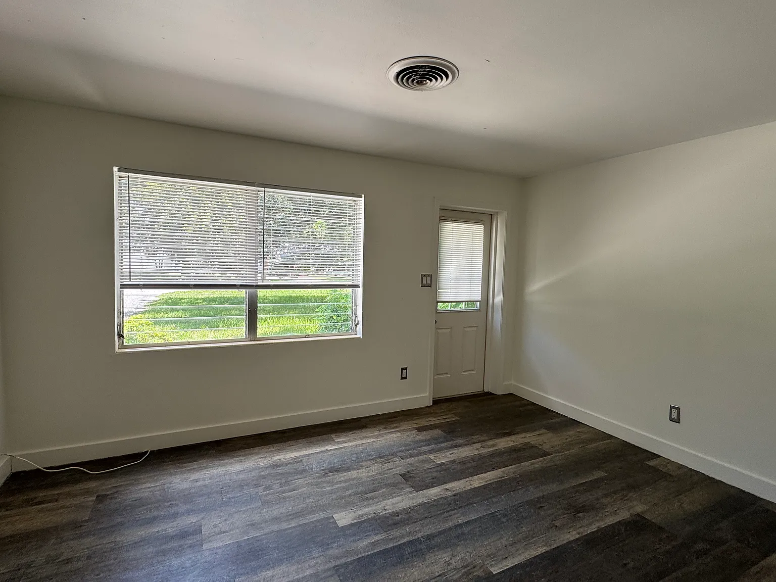 2 bed, 814 sqft, $1,850 — Photo 3