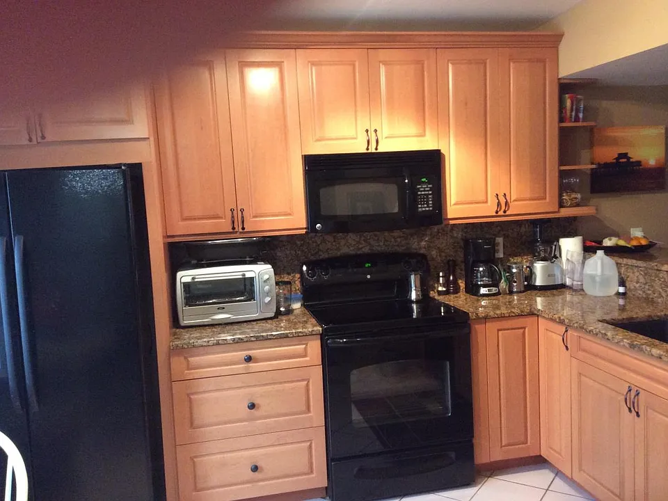 3803 Snowflake Ln