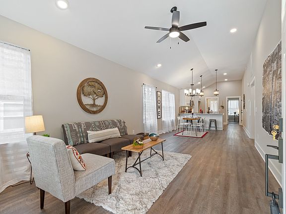 4th image of 857 Gallavista Ave