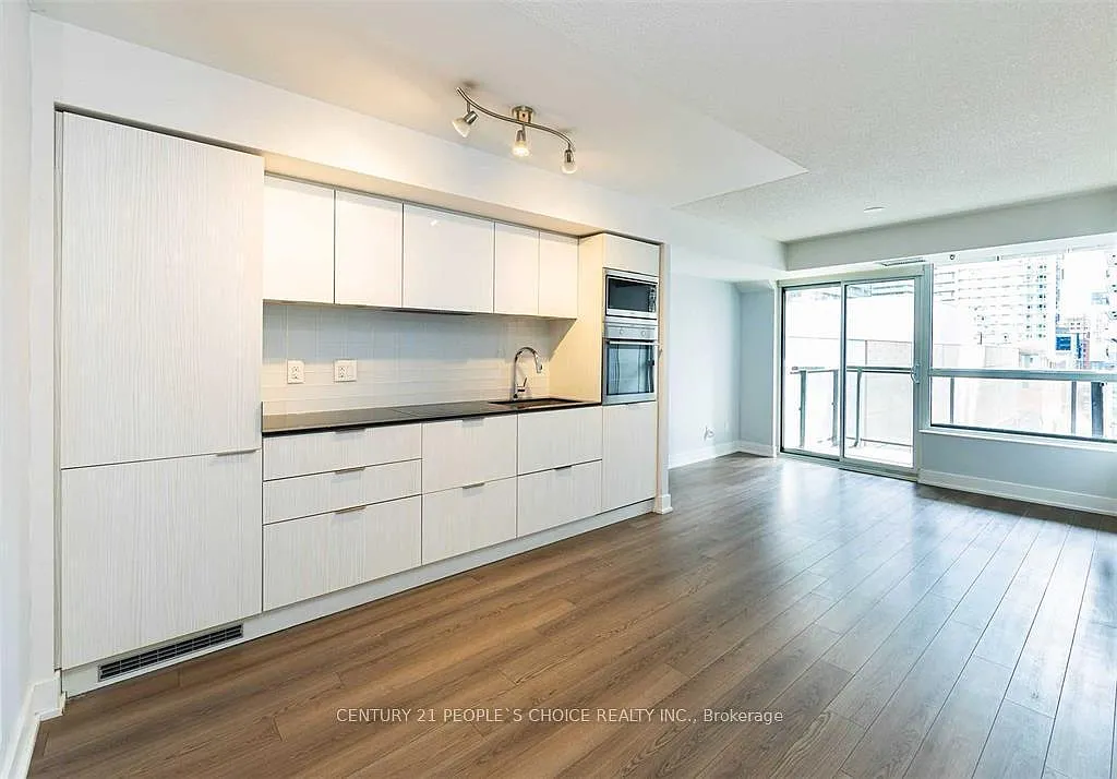 1 bed, $2,300 — Photo 3